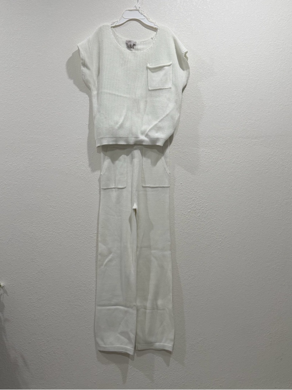 Women's White Knit Two-Piece Set - Relaxed Pants & Top